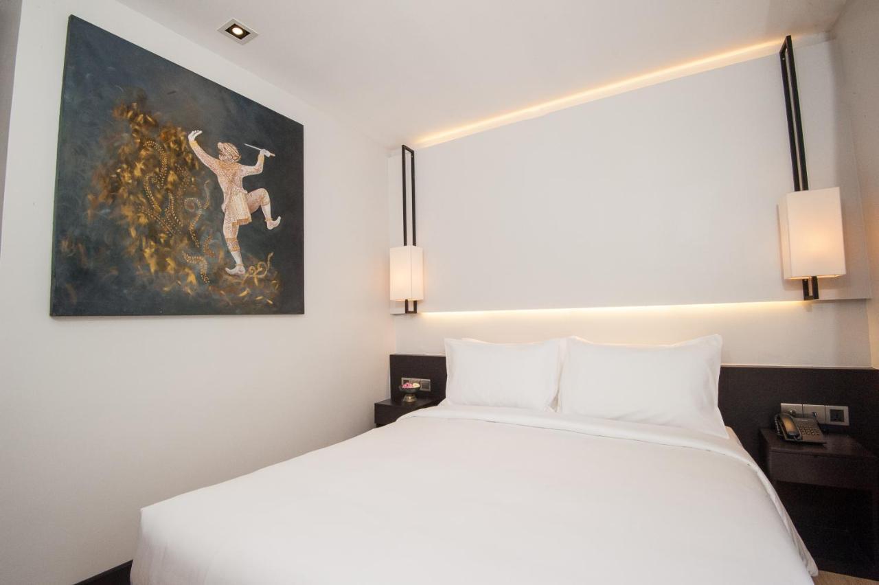 פנום פן Glow Park Hotel Grand Royal Palace מראה חיצוני תמונה