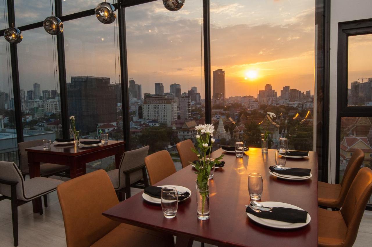 פנום פן Glow Park Hotel Grand Royal Palace מראה חיצוני תמונה