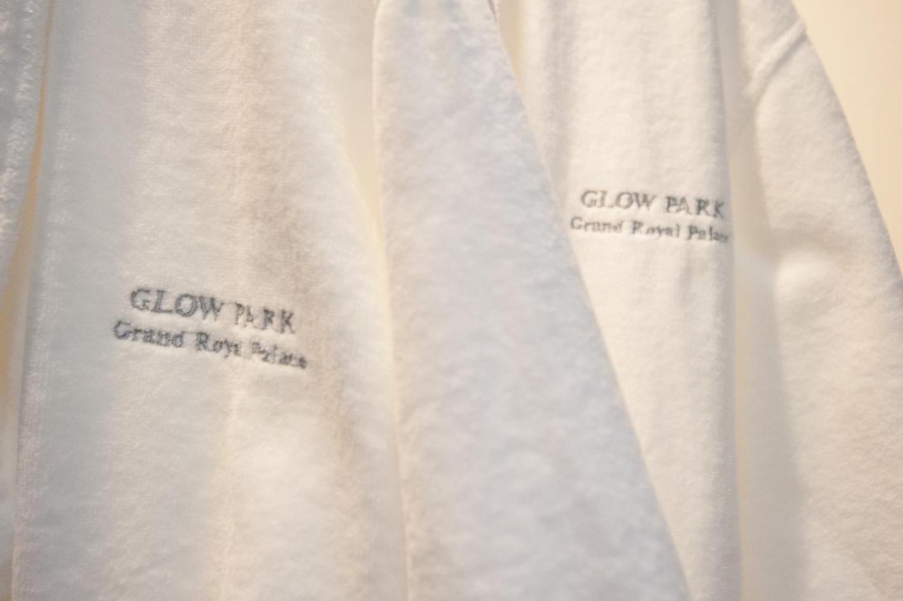 פנום פן Glow Park Hotel Grand Royal Palace מראה חיצוני תמונה