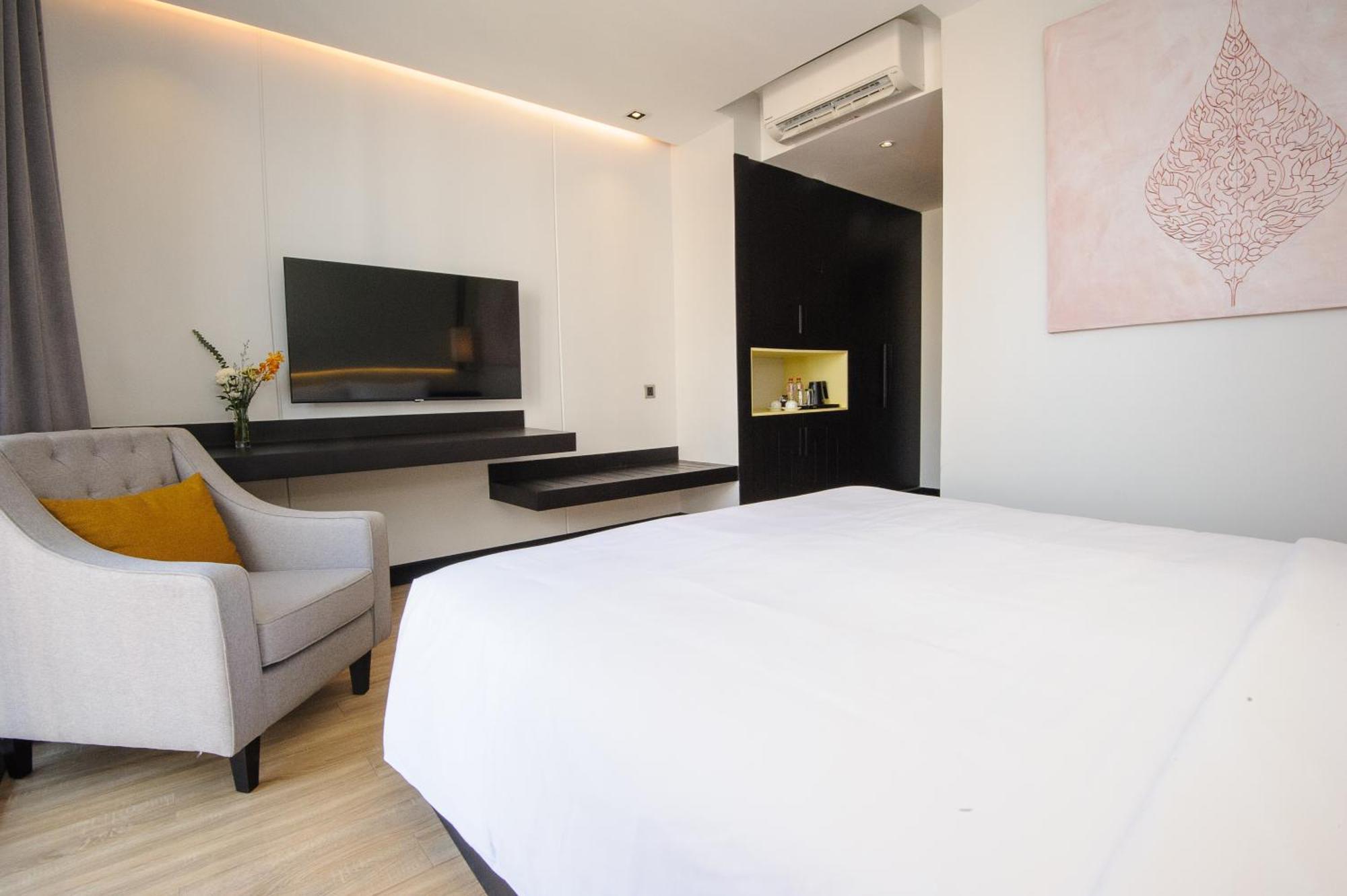 פנום פן Glow Park Hotel Grand Royal Palace מראה חיצוני תמונה