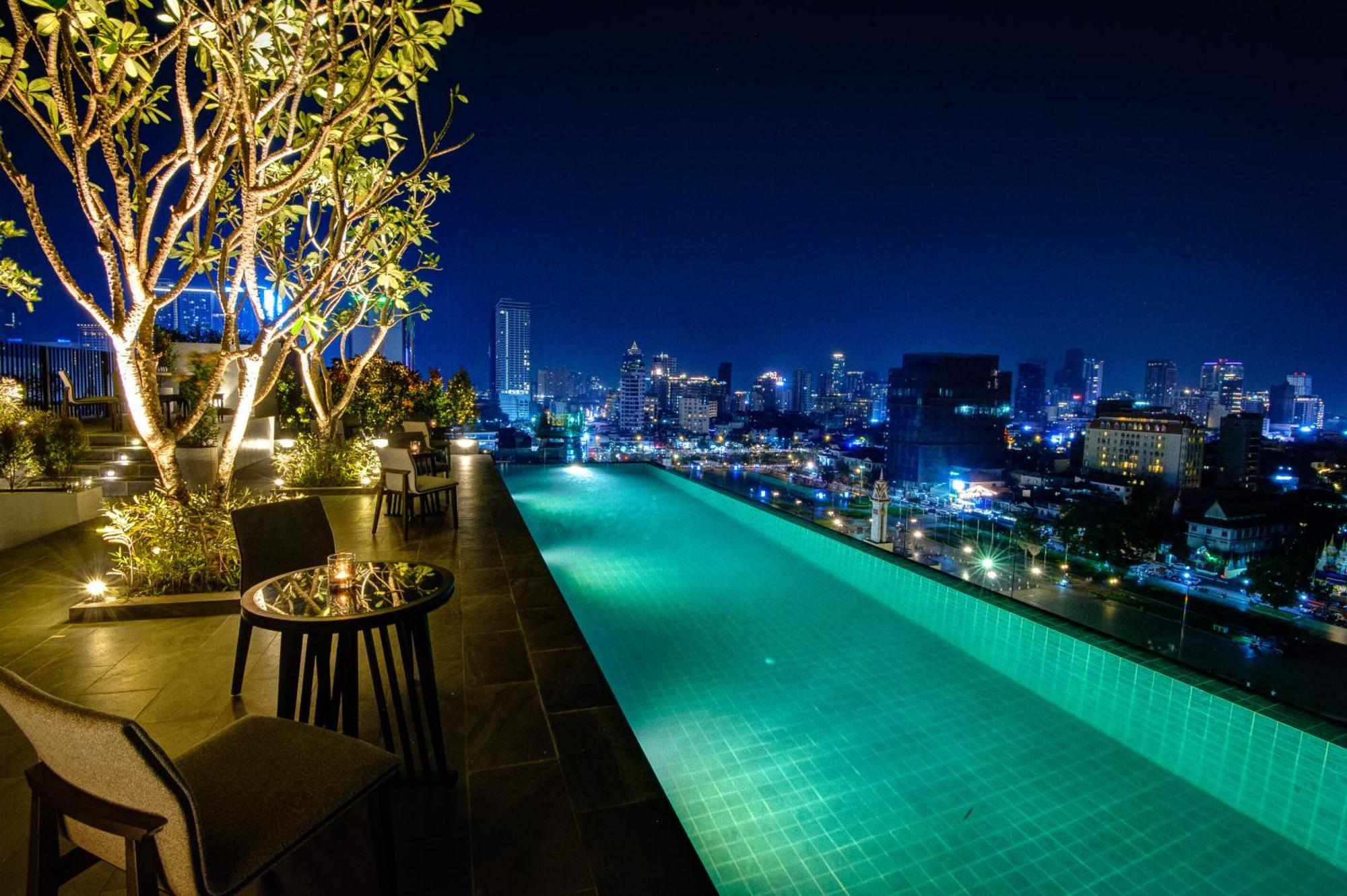 פנום פן Glow Park Hotel Grand Royal Palace מראה חיצוני תמונה